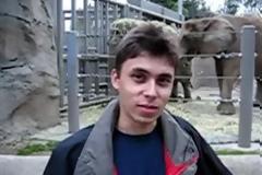 Αυτό είναι το πρώτο video που ανέβηκε στο youtube το 2005!
