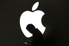 «Άλμα» 94% στα κέρδη της Apple λόγω της εκρηκτικής ζήτησης για iPhone