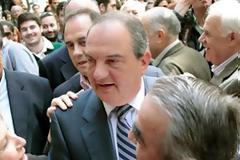Υποδοχή αρχηγού στον Καραμανλή