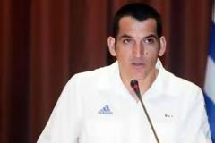 Αναγνώστης δεν βλέπει θετικά την υποψηφιότητα του Πύρρου