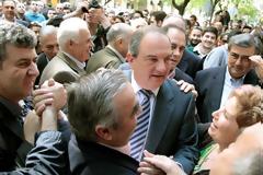 ΘΕΡΜΗ ΥΠΟΔΟΧΗ ΣΤΟΝ Κ. ΚΑΡΑΜΑΝΛΗ (VIDEO)
