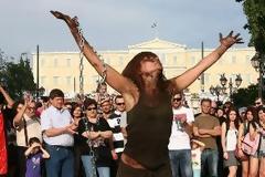 Το κακό για εσάς είναι ότι δεν… πρόκειται να αυτοκτονήσουμε όλοι!