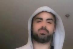 Απάντηση στο video της Μουτσάτσου: «Με λένε Σπύρο και είμαι μ...»