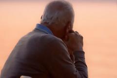 Πάτρα: Έπεισαν τον παππού να «σηκώσει» χρήματα από τράπεζα