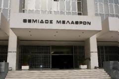 «Παράνομες οι απολύσεις χωρίς αποζημίωση»