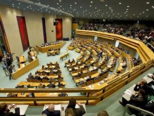 Φωτογραφία για Πέρασε από το κοινοβούλιο της Ολλανδίας ο προϋπολογισμός λιτότητας