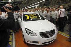 Το 500.000ό Opel Insignia Περνά από τη Γραμμή Παραγωγής του Rüsselsheim