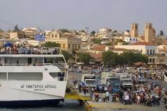 Μείωση της τιμής των ακτοπλοϊκών εισιτηρίων για τουριστική ανάπτυξη