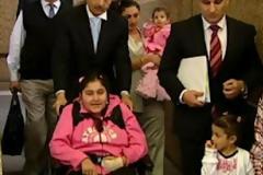 6 εκατ. ευρώ αποζημίωση από την KFC στην οικογένεια 14χρονης