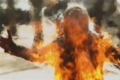 Αυτοπυρπολήθηκαν μπροστά από το κυπριακό Υπ. Εσωτερικών
