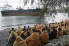 Λιμάνι Κορίνθου: 50 λαθρομετανάστες σε νταλίκα από τον Ασπρόπυργο