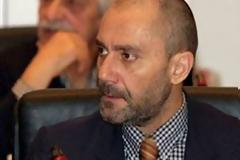 Ο Βαλλιανάτος τα έβαλε τώρα με την Κανέλλη ...