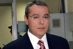 Ο Αιμίλιος Λιάτσος συνελήφθη - Αυτήν την στιγμή οδηγείται στο αστυνομικό τμήμα