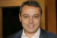 Συνελήφθη ο Αιμίλιος Λιάτσος μετά από μήνυση της γυναίκας του Καμμένου