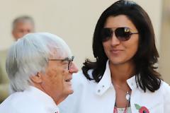 Το πήρε το κορίτσι ο Bernie Ecclestone
