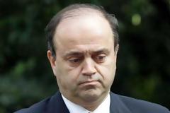 Σαν σήμερα παραιτήθηκε για δεύτερη φορά, υπό την πίεση των σκανδάλων, ο Τσιτουρίδης