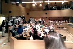 Παρέμβαση στο Δημαρχείο Θεσσαλονίκης την ώρα της συνάντησης εργασίας από την Ευρωπαϊκή Πρωτεύουσα Νεολαίας 2014