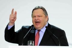 Ε.ΒΕΝΙΖΕΛΟΣ: Πρώτα το πρόγραμμα και μετά ο πρωθυπουργός