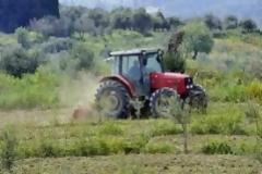 Τραγικό θάνατο βρήκε 24χρονος όταν καταπλακώθηκε από τρακτέρ