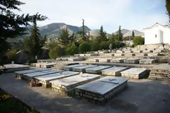Σαπίζουν τα κόκαλα Ελλήνων στρατιωτών στα βουνά της Αλβανίας!