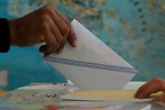Αναγνώστης εξηγεί γιατί ο εκλογικός νόμος δεν επιτρέπει την '' τιμωρία'' του πολιτικού συστήματος