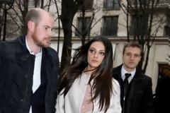 Το πρώτο φιλί της Mila Kunis