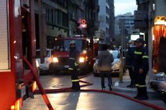 Φωτιά σε 10 αυτοκίνητα στην Κηφισιά