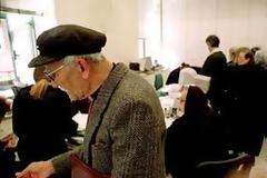 Αναγνώστης κατακρίνει τις αφορολόγητες συντάξεις των πολιτικών