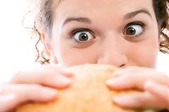 Τα εργασιακά προβλήματα προκαλούν λαιμαργία