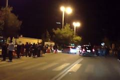 Παραμένουν οι κάτοικοι στην Αμυγδαλέζα
