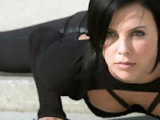 Φωτογραφία για Oι 16+1 πιο σέξι σταρ που έχουν παίξει σουπερ-ηρωίδες [εικόνες]