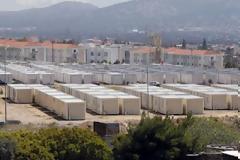 Η Αμυγδαλέζα άνοιξε, οι συντάξεις… «κλείνουν»!