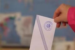 Σε εξευτέλισαν. Τώρα απαιτούν να πεθάνεις