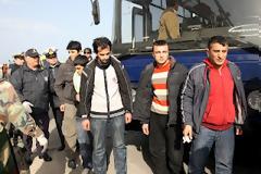 Φωλιάζουν ξανά μετανάστες στο δάσος της Ηγουμενίτσας!
