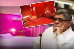 Συνιδιοκτήτης ροζ ξενοδοχείου ο Νίκος Μιχαλολιάκος!