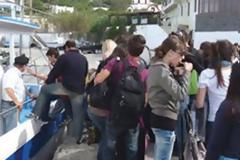 Παρίστανε τον ταξιδιωτικό πράκτορα και οργάνωνε σχολικές εκδρομές