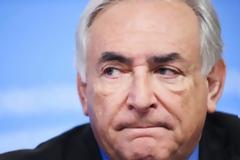 Η Ελλάδα πλήρωσε την καμαριέρα του Στρος Καν;