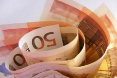 Στα 200 δις ευρώ οι τραπεζικές καταθέσεις των Ελλήνων στην Ελβετία