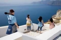 Ανέφικτος ο στόχος για 16 εκατ. τουριστικές αφίξεις εφέτος, εκτιμά ο ΣΕΤΕ