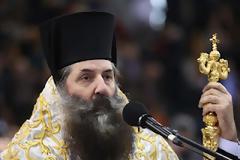 ΕΞΩΔΙΚΟ ΕΣΤΕΙΛΑΝ ΣΤΟΝ ΠΕΙΡΑΙΩΣ ΣΕΡΑΦΕΙΜ ΔΥΟ ΜΑΣΩΝΙΚΕΣ ΣΤΟΕΣ-ΑΠΟΣΤΟΜΩΤΙΚΗ ΑΠΑΝΤΗΣΗ ΑΠΟ ΤΟΝ ΕΛΛΗΝΟΨΥΧΟ ΜΗΤΡΟΠΟΛΙΤΗ!