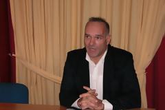 Έλεος ρε Καραθάνο...