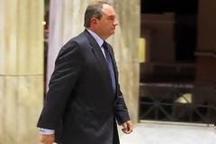 Φοβάται ακυβερνησία ο Καραμανλής