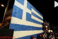 Η μεγαλύτερη σημαία από λουλούδια στην Πάτρα