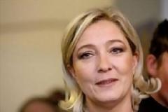 “Tελειώνει” τον Νικολά Σαρκοζί η Μαρίν Λε Πεν