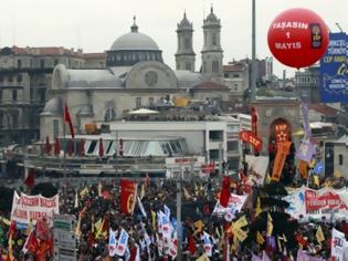 Φωτογραφία για Μεγάλη συγκέντρωση στην Κωνσταντινούπολη για την Πρωτομαγιά