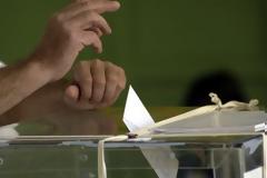 Μυστικές δημοσκοπήσεις για τις εταιρείες στοιχημάτων. Τα ποσοστά των κομμάτω