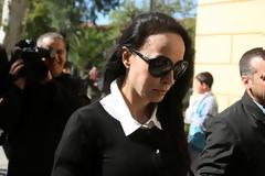 Kρέμες προσώπου, λίμα και... απεργία πείνας για την Βίκυ Σταμάτη στον Κορυδαλλό