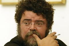 Kαυστικός ο Κραουνάκης για τους πολιτικούς