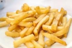 Οι πατάτες πιο επικίνδυνες από το junk food;