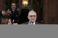 Παπαδήμος στο τελευταίο υπουργικό: Μας βάζω 7 στα 10